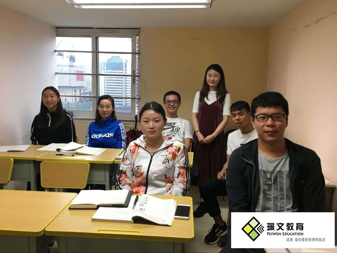 ����Ӣ���ļ���ѵ���ĸ��ã�������ĸ�ѧУֵ���и�​-����-����������Ӣ����ѵ�ࡹ