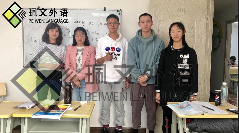 ��ѵ��˼�Ļ����ļ�ǿ���μӹ���������β�������ѧ��֮·������Ӣ�������ѵ�ĸ�ѧУ�á�